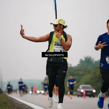 Runner Photo 7434311
