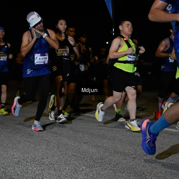 Runner Photo 7434313