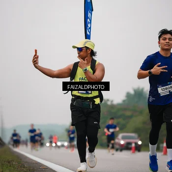 Runner Photo 7434320
