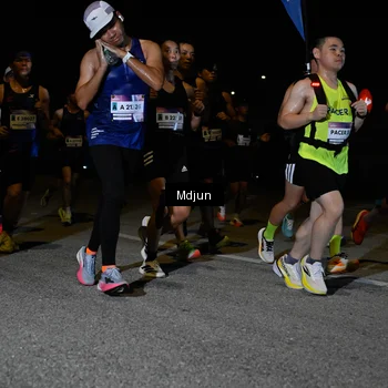 Runner Photo 7434322