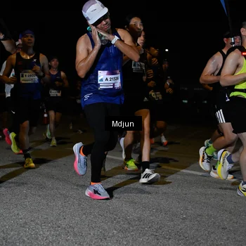 Runner Photo 7434324