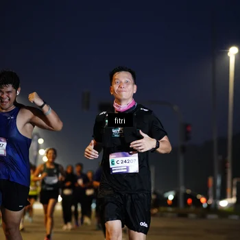 Runner Photo 7434329
