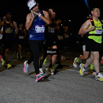 Runner Photo 7434340