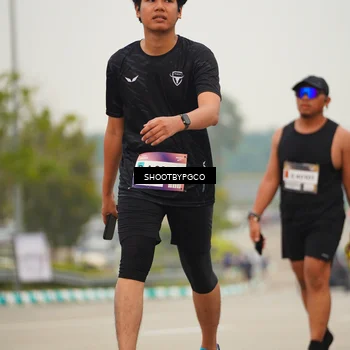 Runner Photo 7434369