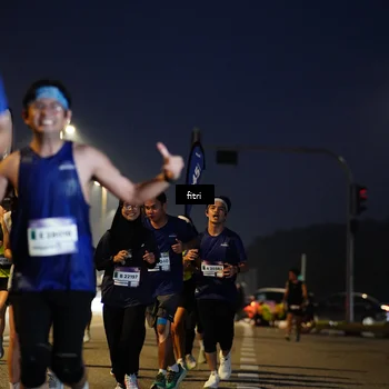 Runner Photo 7434390