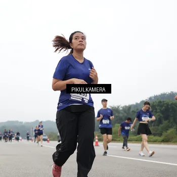 Runner Photo 7434427