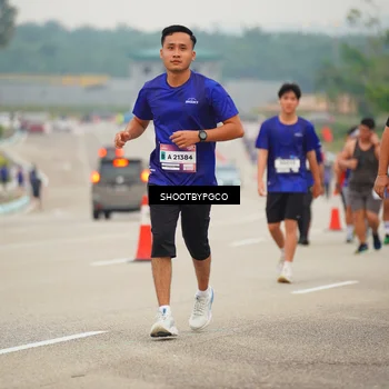 Runner Photo 7434428