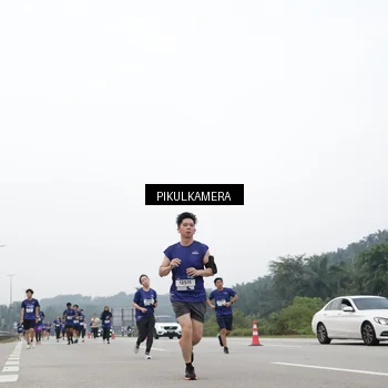 Runner Photo 7434434
