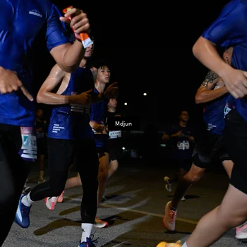 Runner Photo 7434437