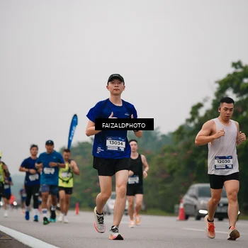 Runner Photo 7434443