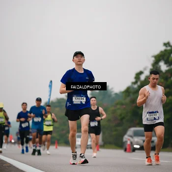 Runner Photo 7434450