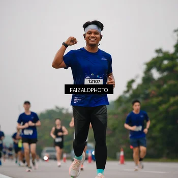 Runner Photo 7434457