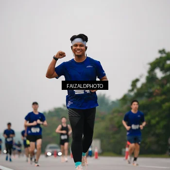 Runner Photo 7434470