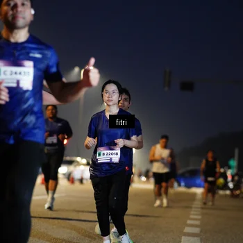 Runner Photo 7434472