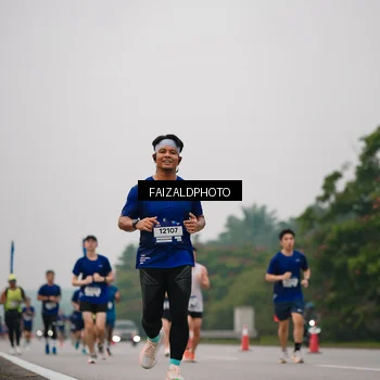 Runner Photo 7434483