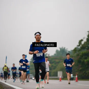 Runner Photo 7434485