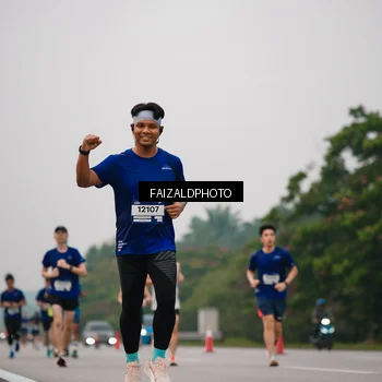 Runner Photo 7434496