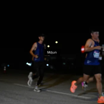 Runner Photo 7434499
