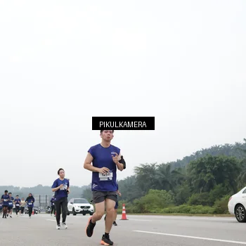Runner Photo 7434509