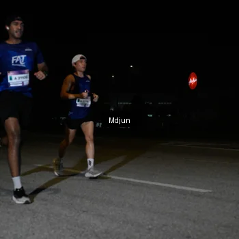 Runner Photo 7434511
