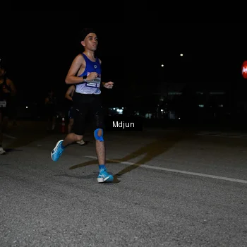 Runner Photo 7434543
