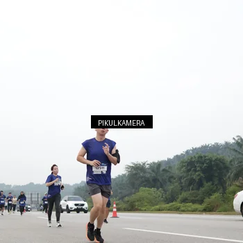 Runner Photo 7434570