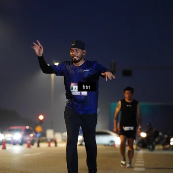 Runner Photo 7434578