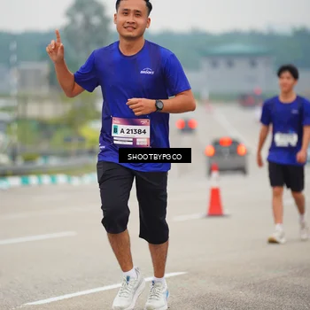 Runner Photo 7434595