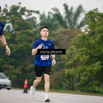 Runner Photo 7434599