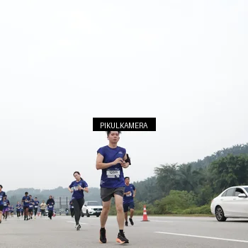 Runner Photo 7434600