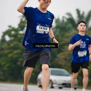 Runner Photo 7434610