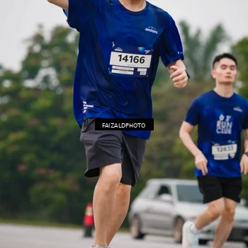 Runner Photo 7434611