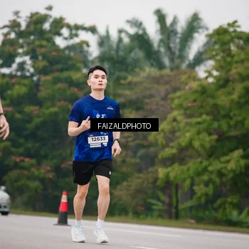Runner Photo 7434617
