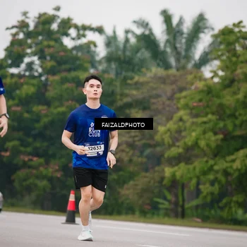 Runner Photo 7434626