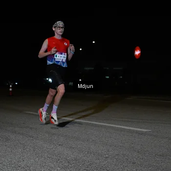Runner Photo 7434632
