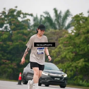 Runner Photo 7434640