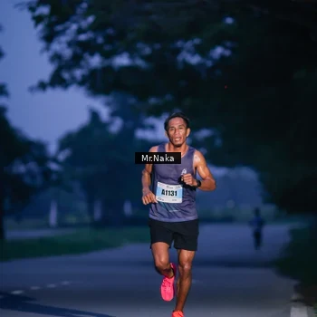 Runner Photo 7434644