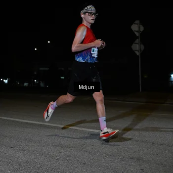 Runner Photo 7434658