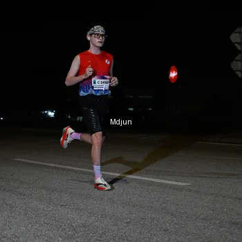Runner Photo 7434666