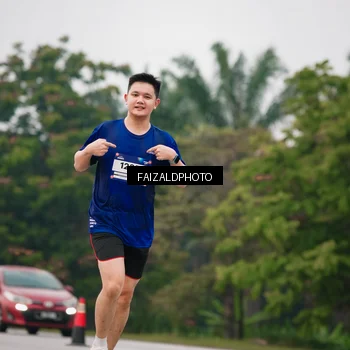 Runner Photo 7434670