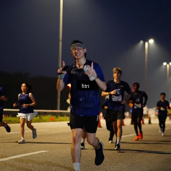 Runner Photo 7434672