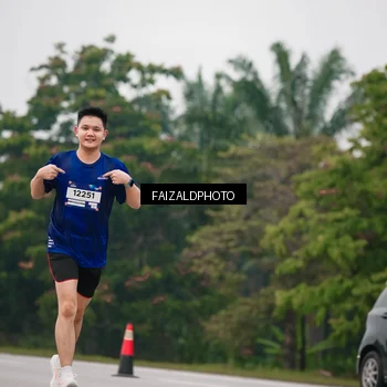 Runner Photo 7434682