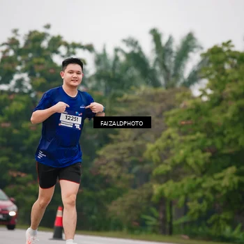 Runner Photo 7434685