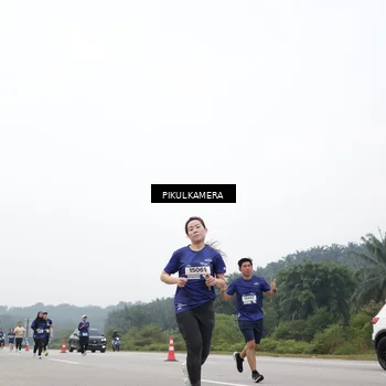 Runner Photo 7434686