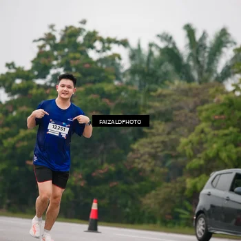 Runner Photo 7434704