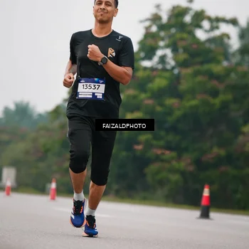 Runner Photo 7434733