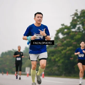 Runner Photo 7434770