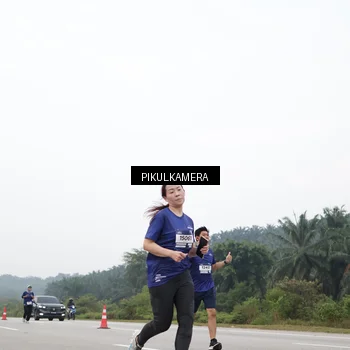 Runner Photo 7434852