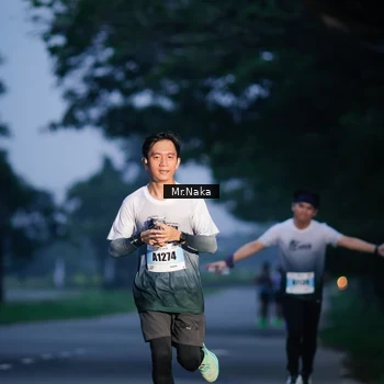 Runner Photo 7434859