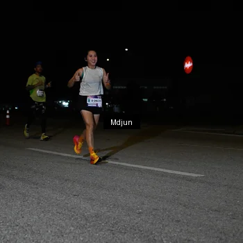 Runner Photo 7434860